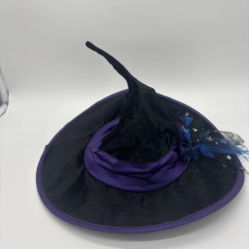 Spirit Halloween Enchanted Witch Costume With Dress‎ And Hat Size 5–6Girls Read